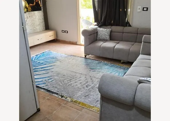 Apartman بمبارك اثنين - In Mubarak Two Gurdaka